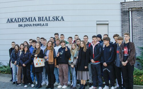 Uczniowie ze szkoły średniej z Łukowa w Akademii Bialskiej